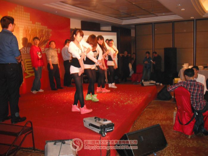 (lin)뼯FĴօ^(q)N2011ô