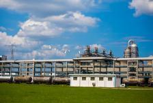 前7月化學(xué)原料和制品制造業(yè)投資同比增長13.7%，行業(yè)增長動(dòng)能強(qiáng)勁